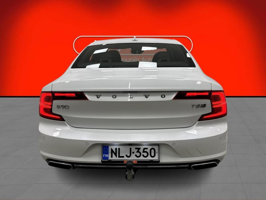 VOLVO S90 2018