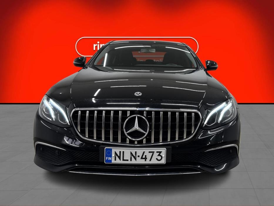 MERCEDES-BENZ E 2018