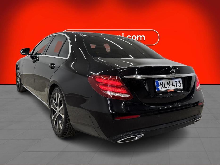 MERCEDES-BENZ E 2018