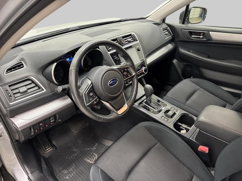 SUBARU Outback 2019