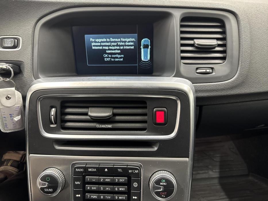 VOLVO V60 Cross Country 2016