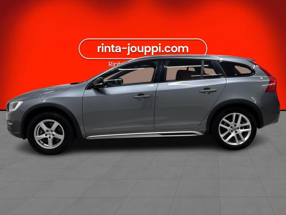 VOLVO V60 Cross Country 2016