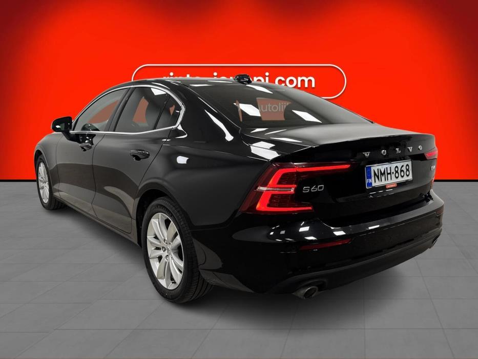 VOLVO S60 2021