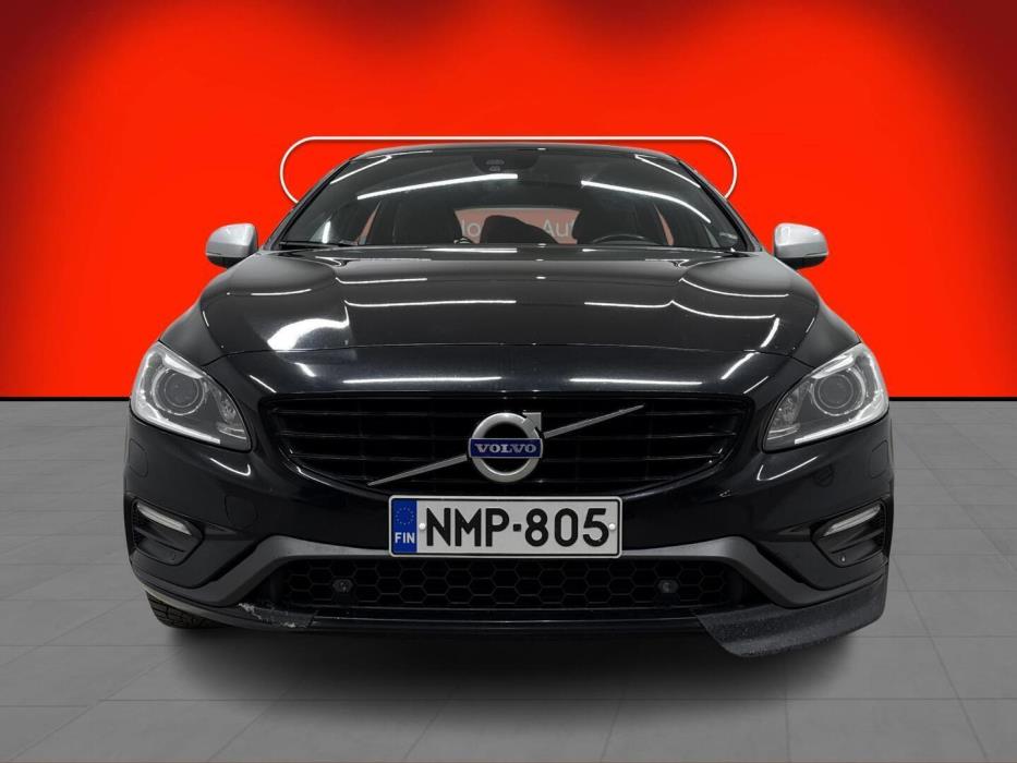 VOLVO V60 2016