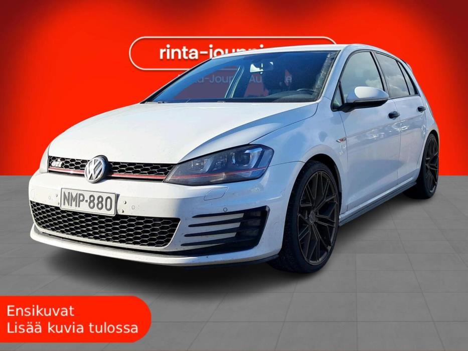 VOLKSWAGEN Golf 2013