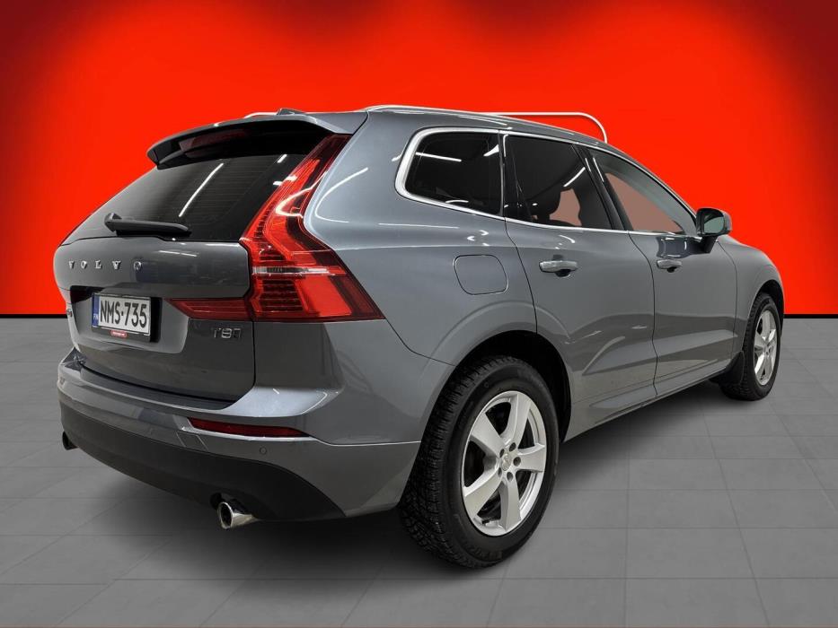 VOLVO XC60 2018