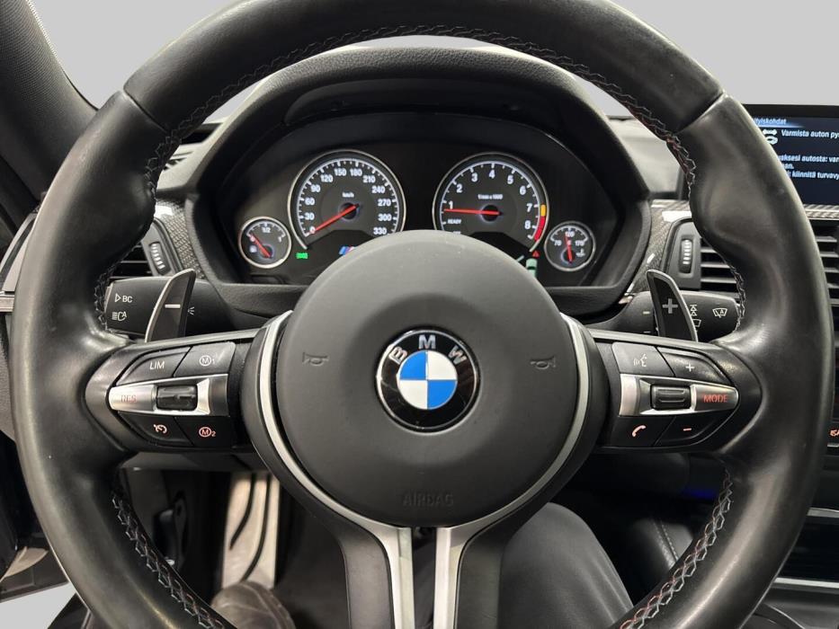 BMW M4 2015