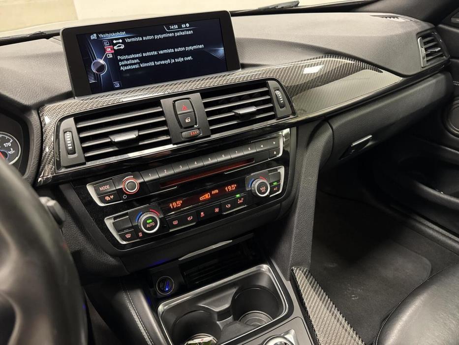 BMW M4 2015