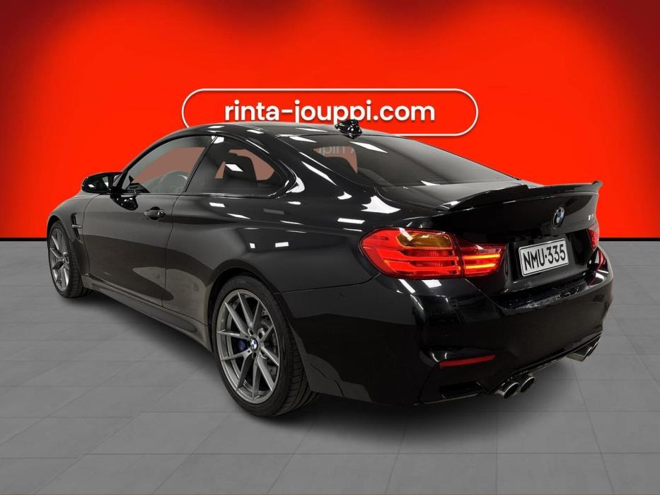 BMW M4 2015
