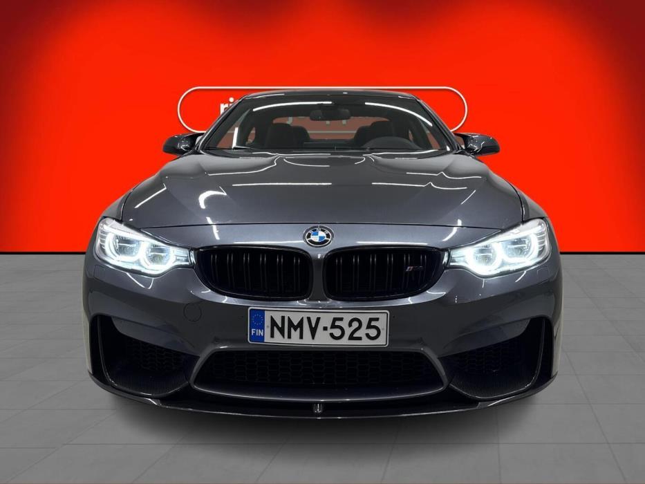 BMW M4 2016