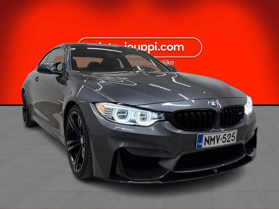 BMW M4 2016