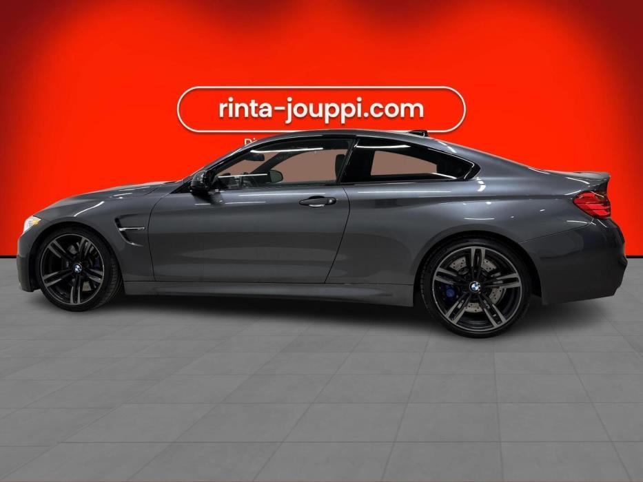 BMW M4 2016
