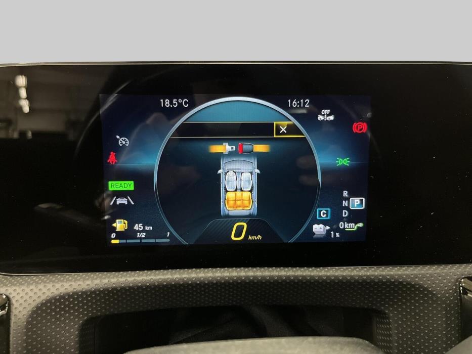 MERCEDES-BENZ CLA 2023