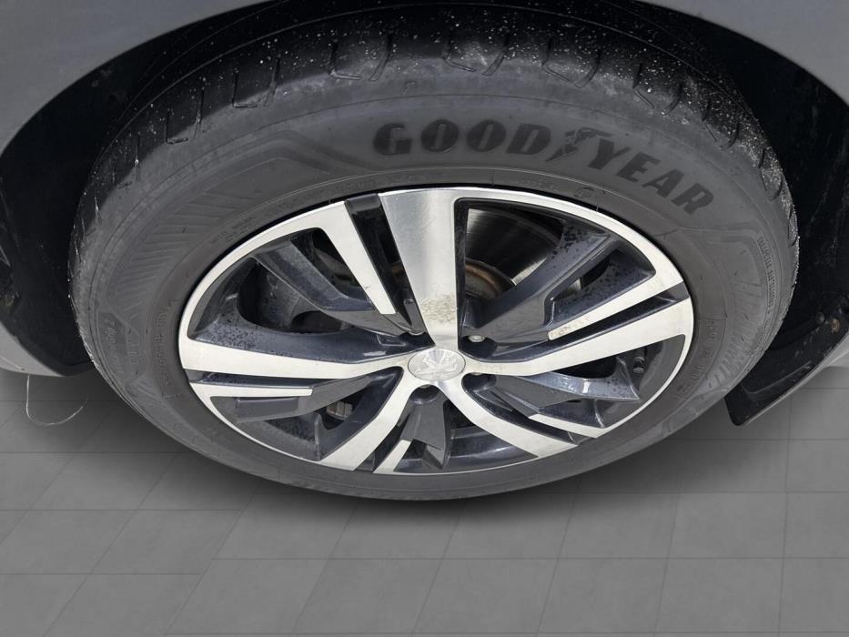 PEUGEOT 3008 2020