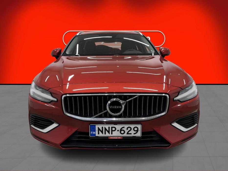 VOLVO V60 2020