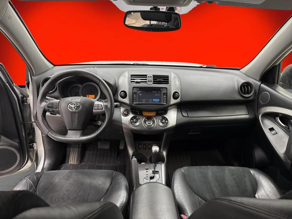 TOYOTA RAV4 2012