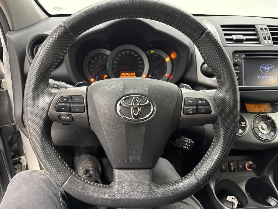 TOYOTA RAV4 2012