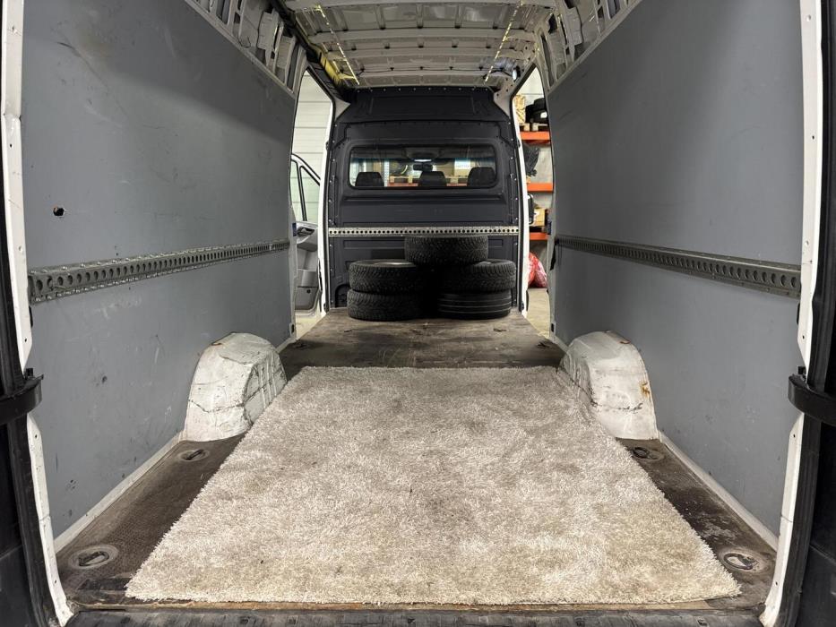 VOLKSWAGEN Crafter 2014