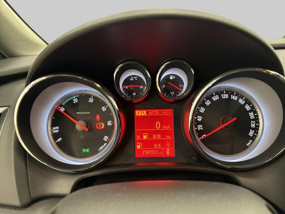 OPEL Astra 2013