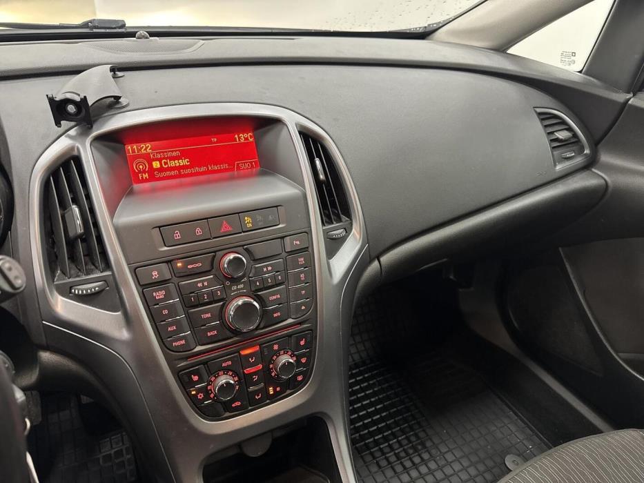 OPEL Astra 2013
