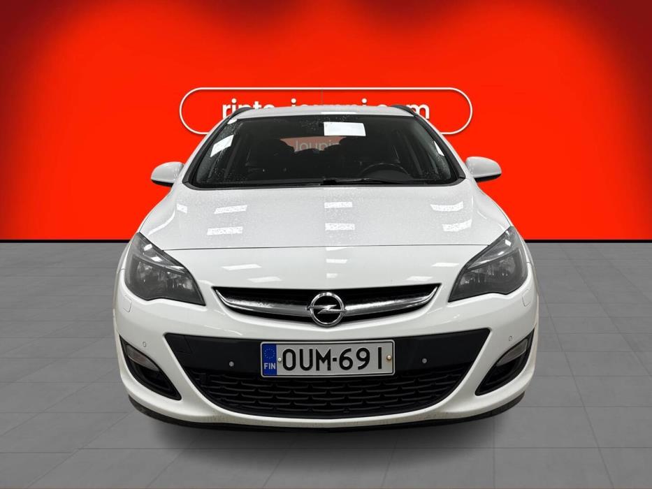 OPEL Astra 2013