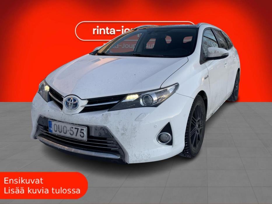 TOYOTA Auris 2014
