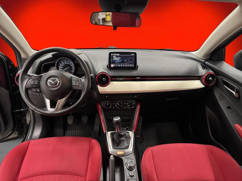 MAZDA 2 2016