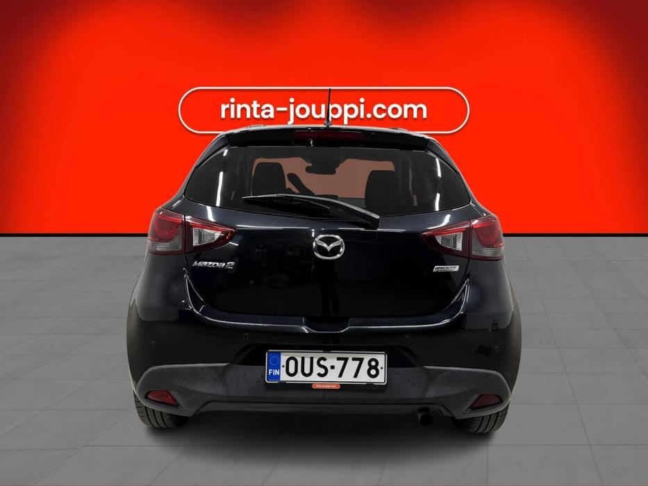 MAZDA 2 2016