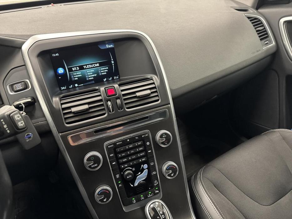 VOLVO XC60 2015