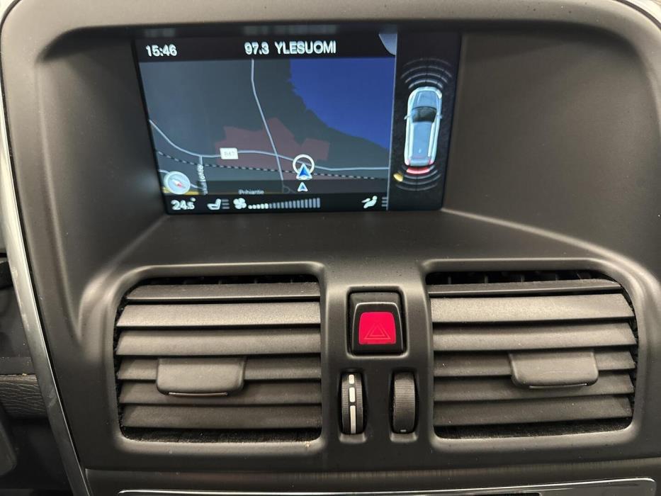 VOLVO XC60 2015