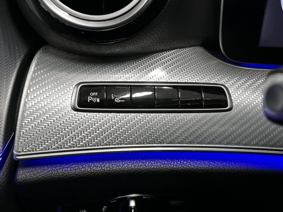 MERCEDES-BENZ E 2017