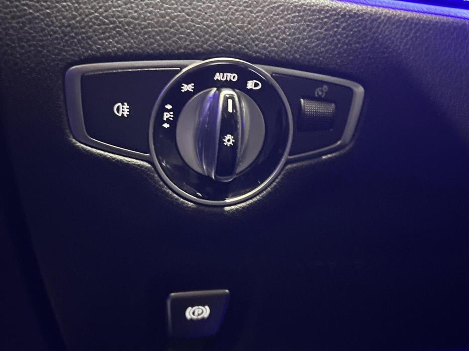 MERCEDES-BENZ E 2017