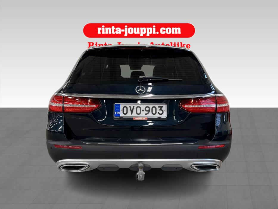 MERCEDES-BENZ E 2017