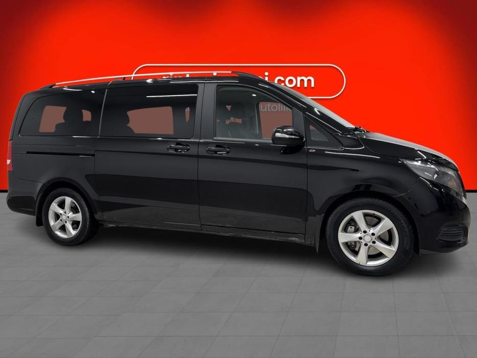 MERCEDES-BENZ V 2015