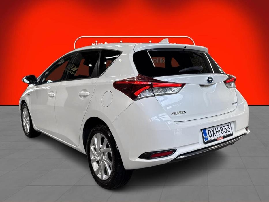 TOYOTA Auris 2018