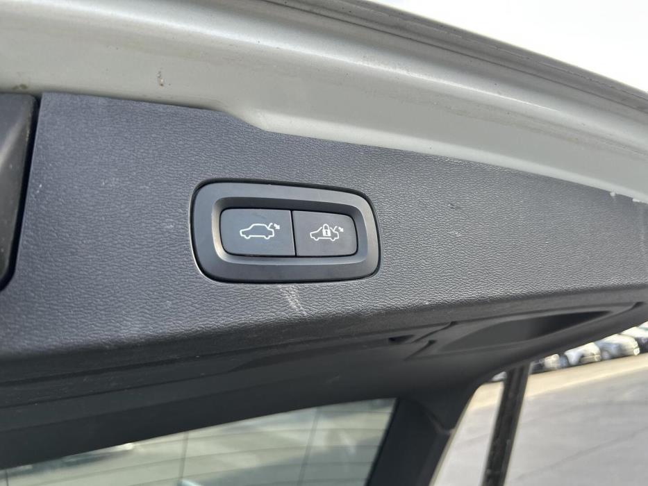 VOLVO V60 2019