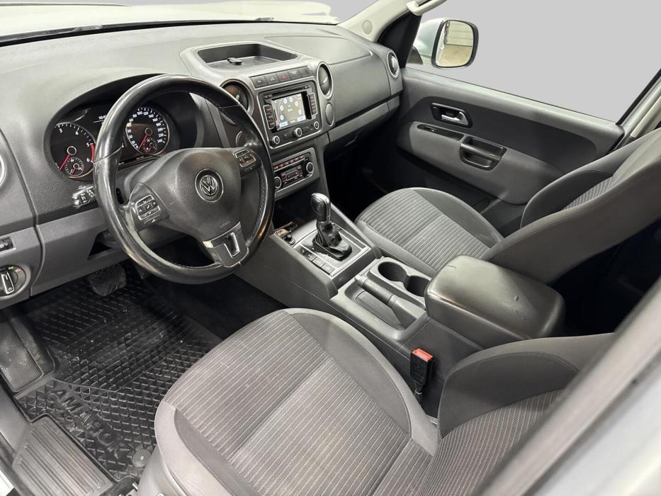 VOLKSWAGEN Amarok 2014