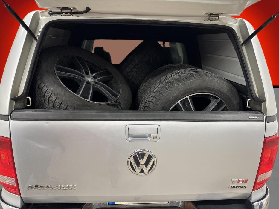 VOLKSWAGEN Amarok 2014