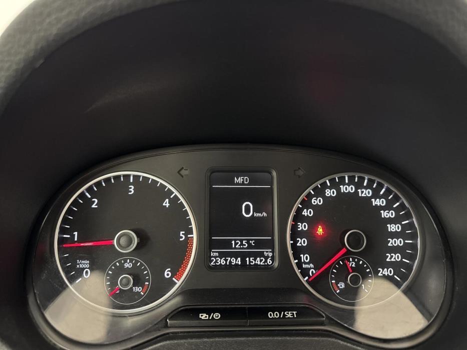 VOLKSWAGEN Amarok 2014