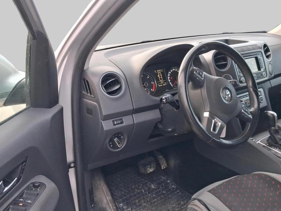 VOLKSWAGEN Amarok 2014