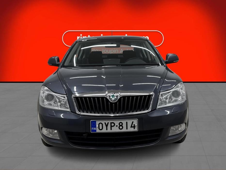 SKODA Octavia 2011
