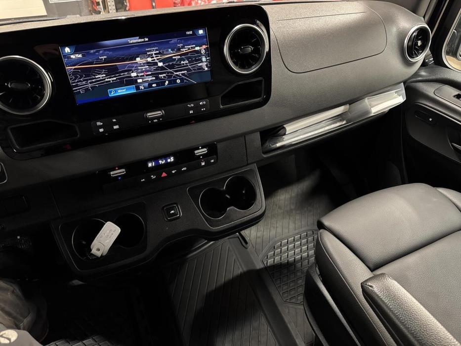 MERCEDES-BENZ Sprinter 2021
