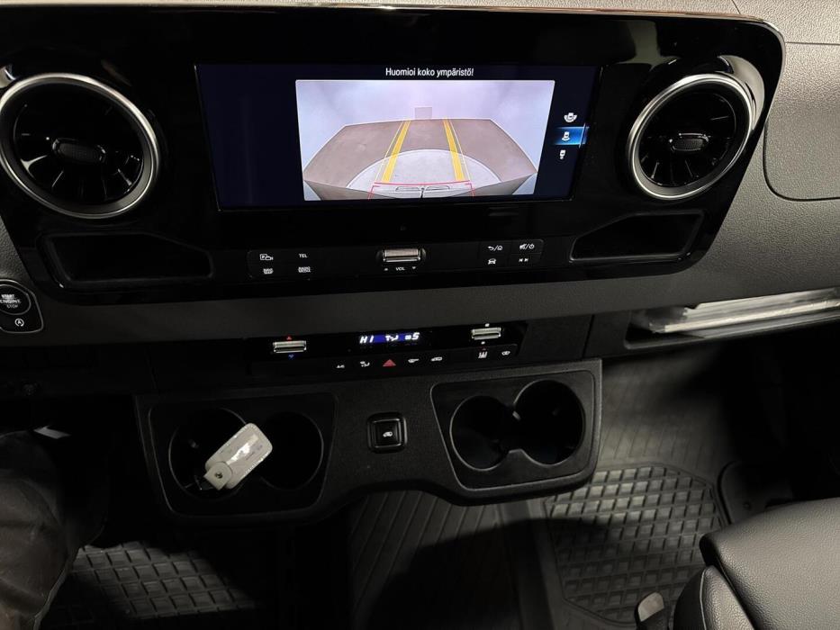 MERCEDES-BENZ Sprinter 2021