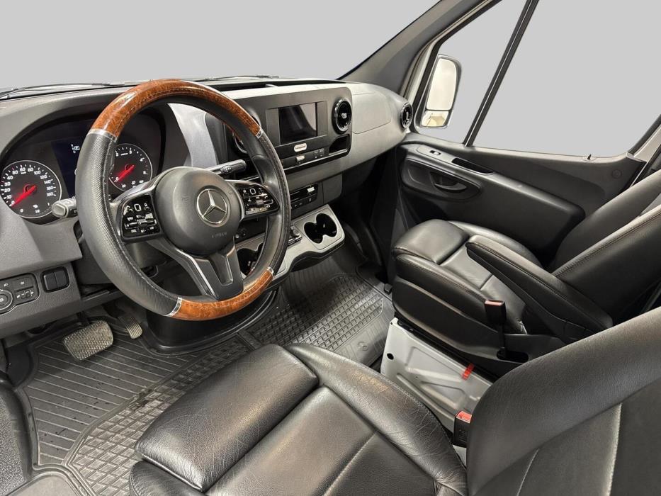 MERCEDES-BENZ SPRINTER 2019