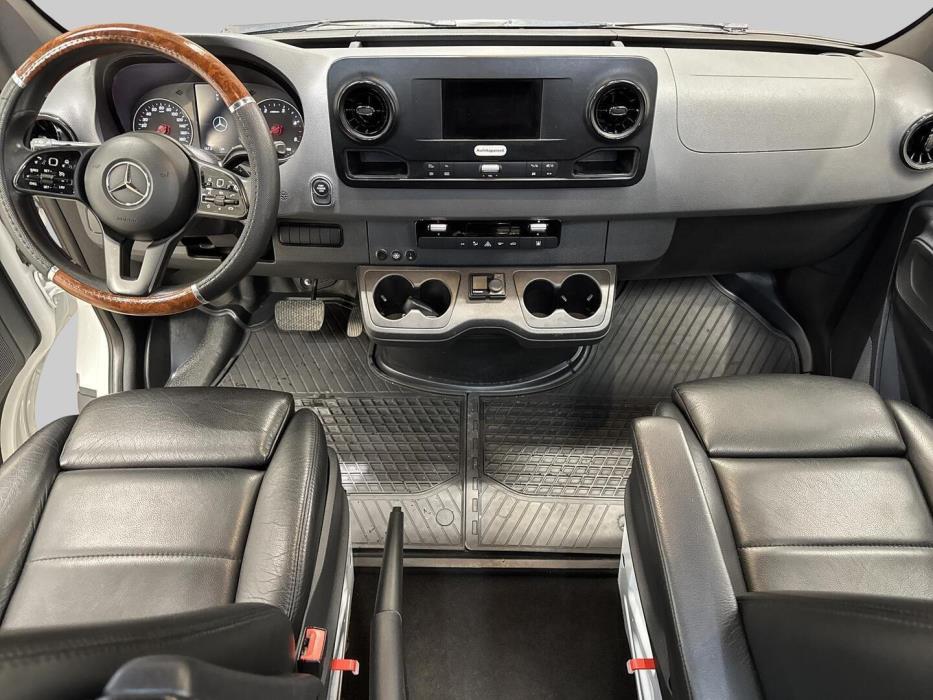 MERCEDES-BENZ SPRINTER 2019