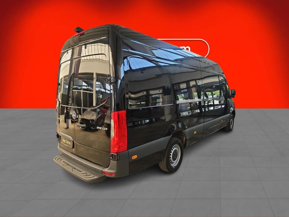 MERCEDES-BENZ SPRINTER 2023