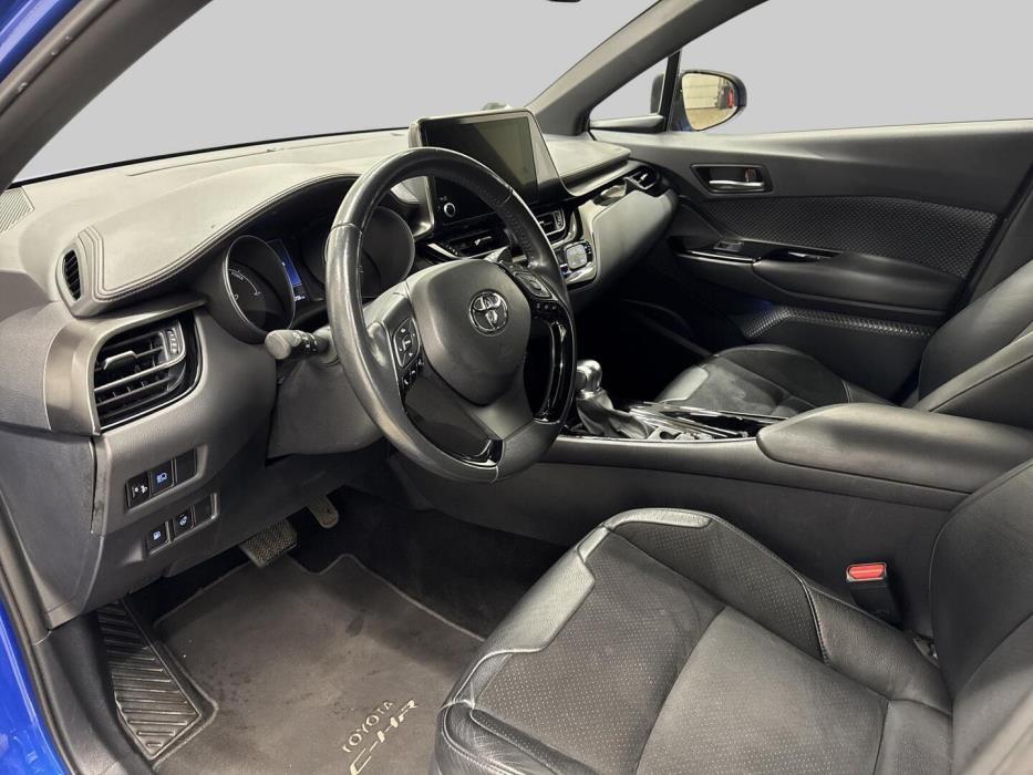 TOYOTA C-HR 2022
