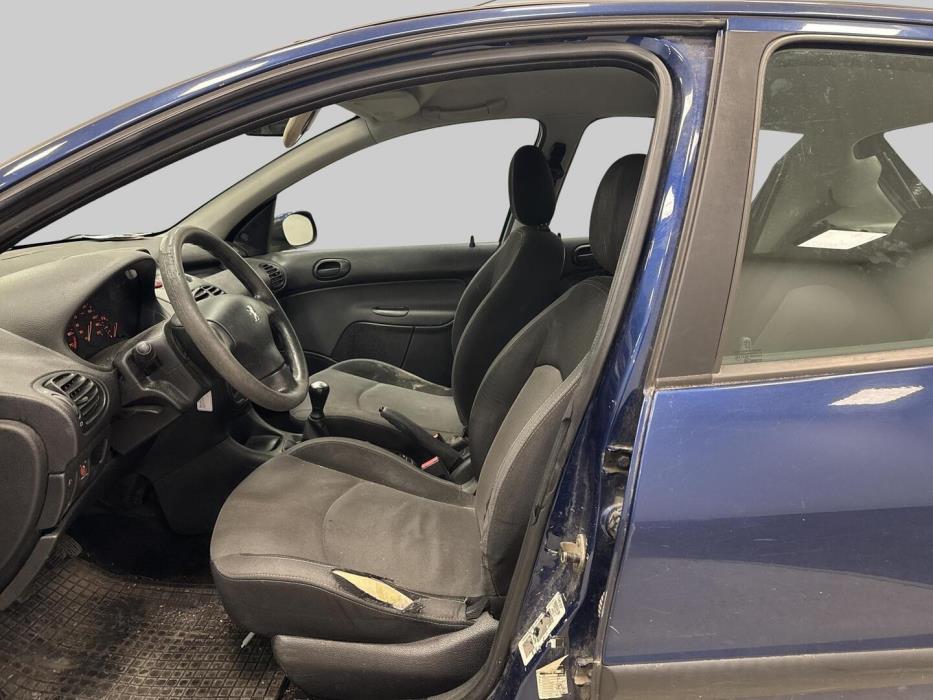 PEUGEOT 206 2006