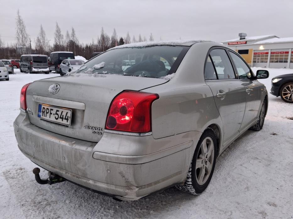 TOYOTA Avensis 2006