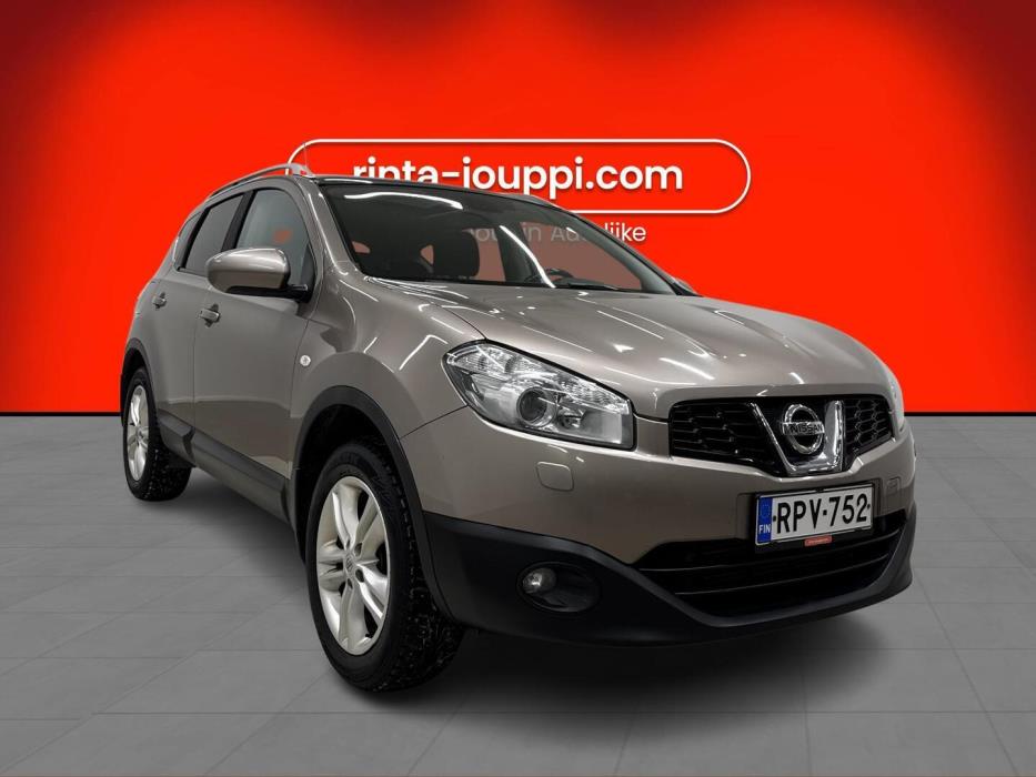 NISSAN Qashqai 2012